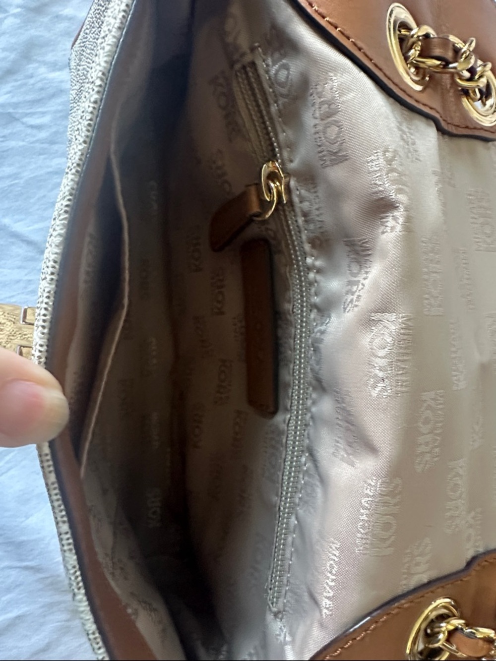 Michael Kors Cream Monogram Chain Shoulder Bag with Gold Hardware - Picture 7 of 7